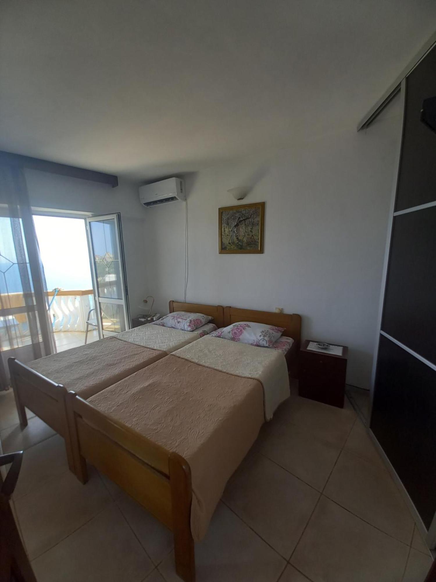 Apartments & Rooms Villa Anastasija ウルツィニ エクステリア 写真