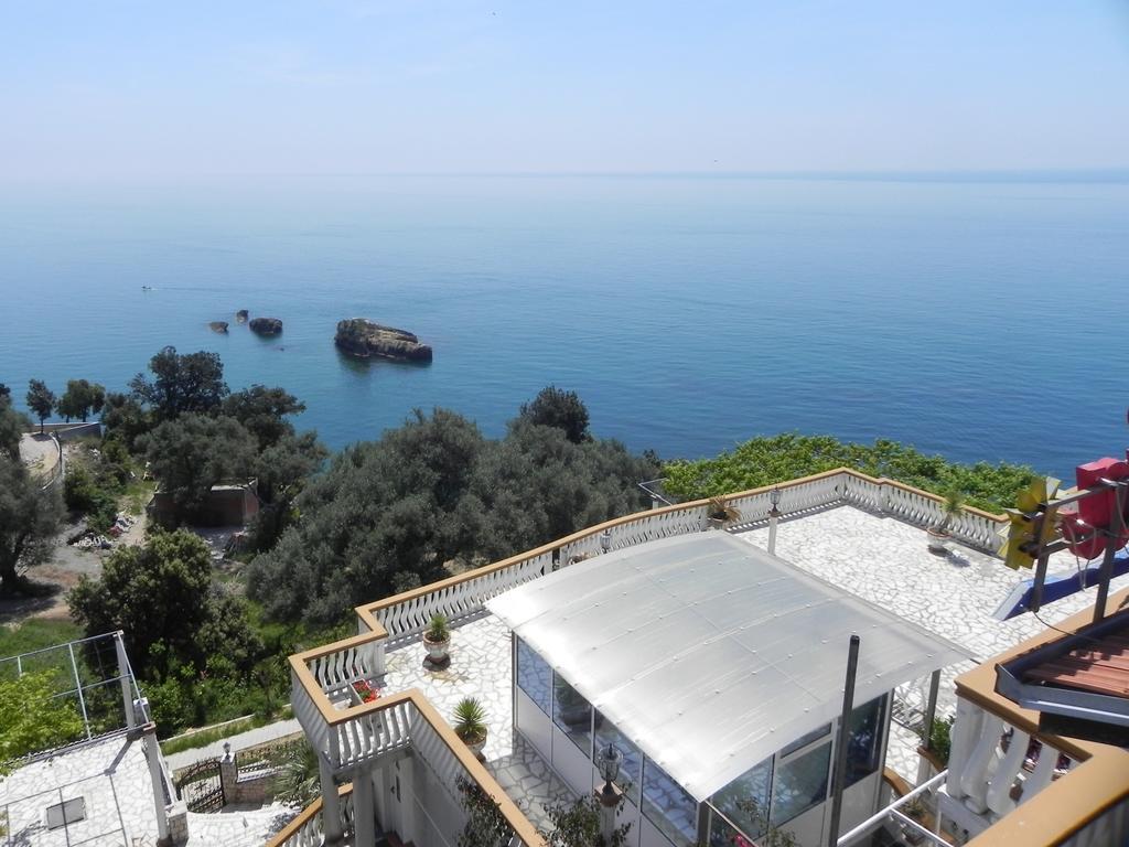 Apartments & Rooms Villa Anastasija ウルツィニ エクステリア 写真